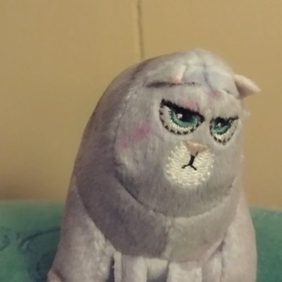 Cat Chloe Kitten Plush secret life of pets toy kid grumpy angry kitty mad putout - Picture 2 of 11